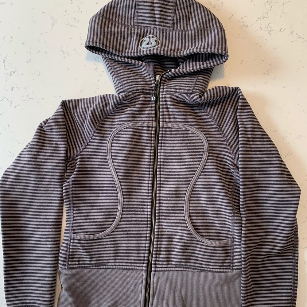 Lululemon Scuba Hoodie - Picture 1 of 2